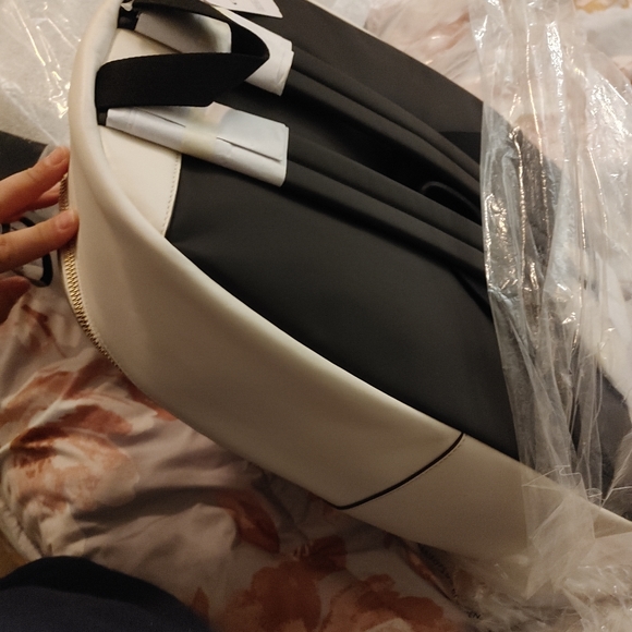 Coach FULL SIZE backpack - Picture 5 of 7